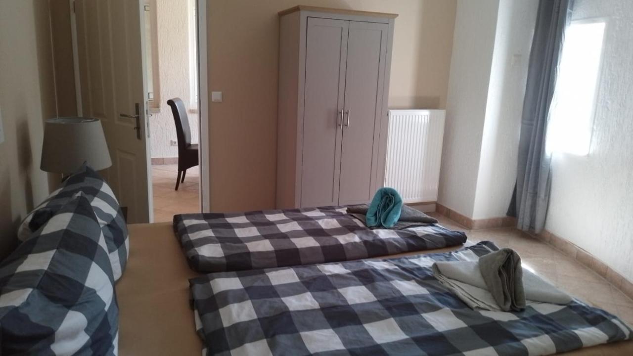 Ferienwohnung Mit Kamin Und Traumhafter Dachterrasse Mit Weitblick In Die Natur Neu Gaarz 외부 사진