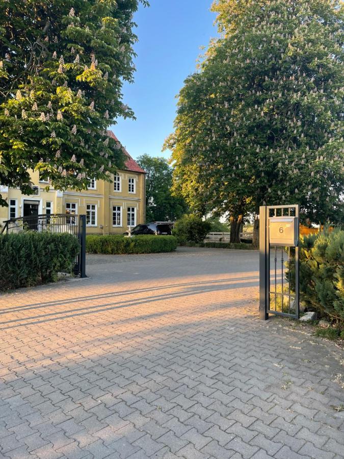 Ferienwohnung Mit Kamin Und Traumhafter Dachterrasse Mit Weitblick In Die Natur Neu Gaarz 외부 사진