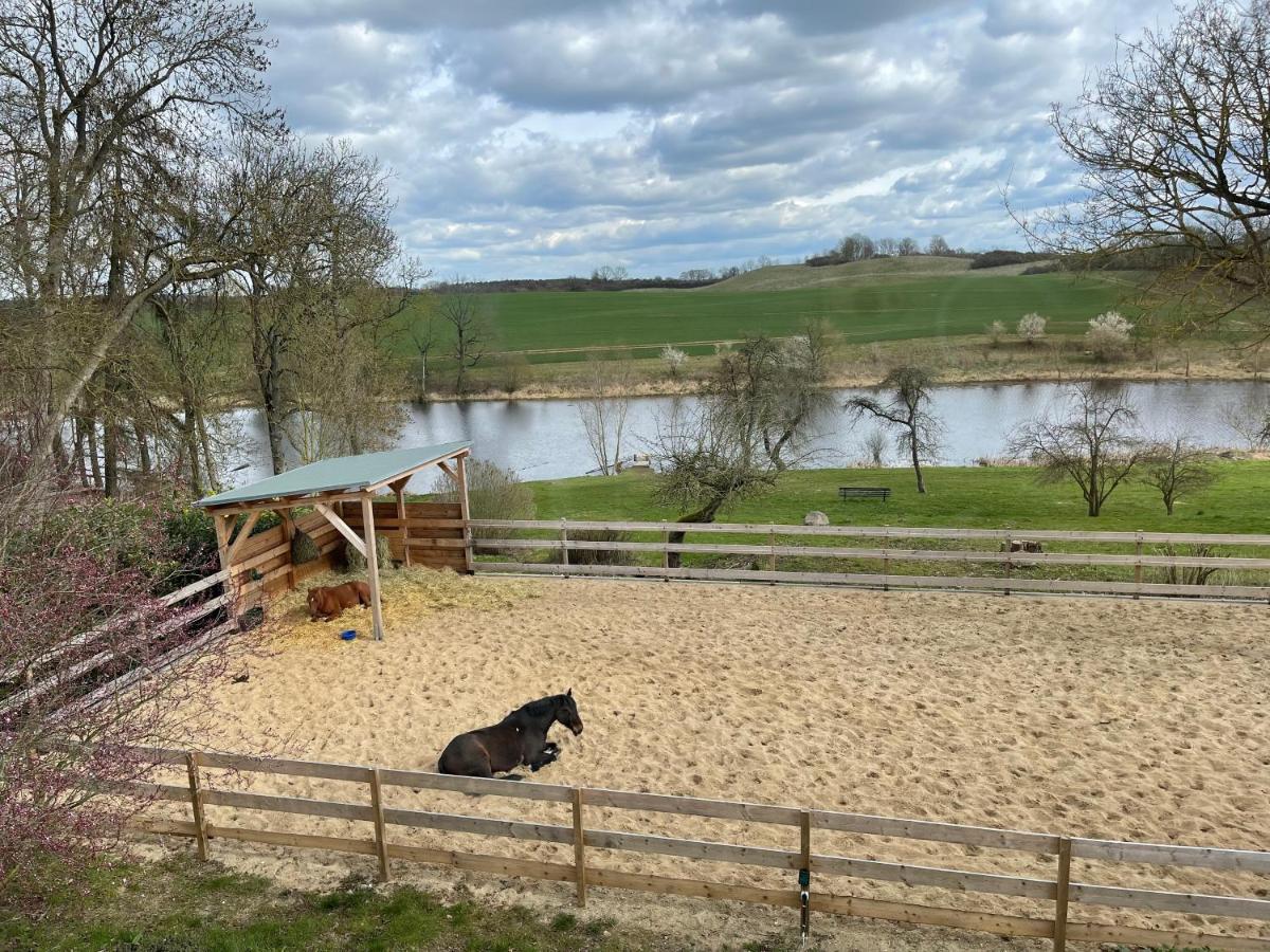 Ferienwohnung Mit Kamin Und Traumhafter Dachterrasse Mit Weitblick In Die Natur Neu Gaarz 외부 사진